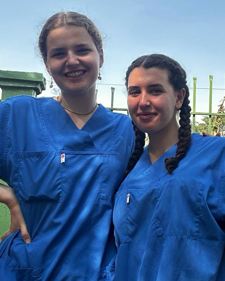 Programmkoordinatorinnen Antonia Löwe und Serafina Wegner
